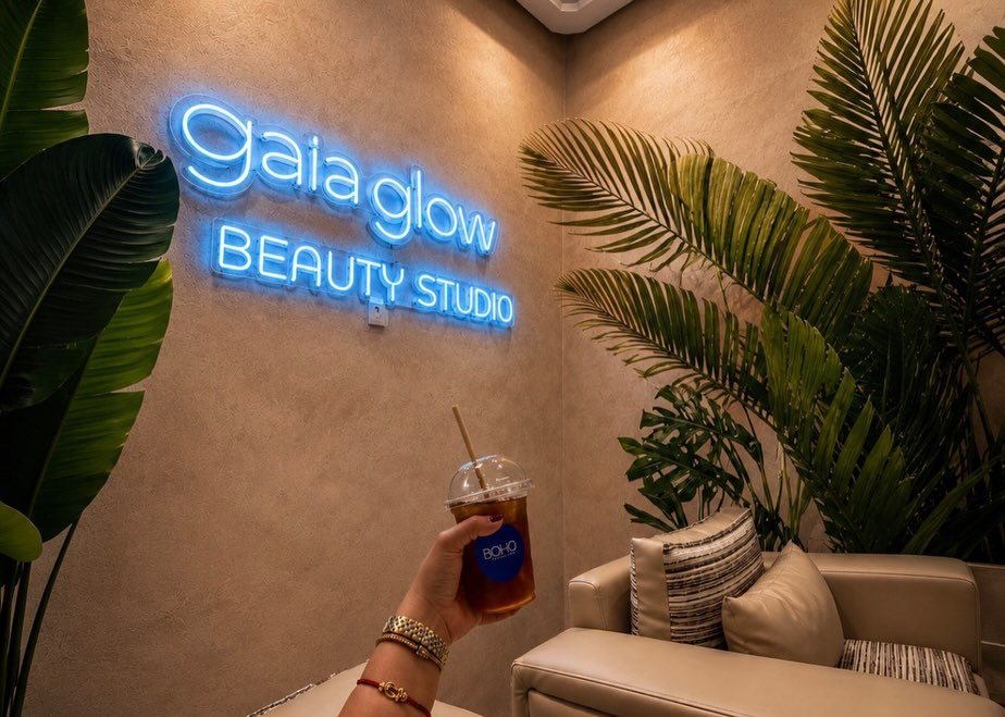 Un soin en cabine chez Gaïa Glow